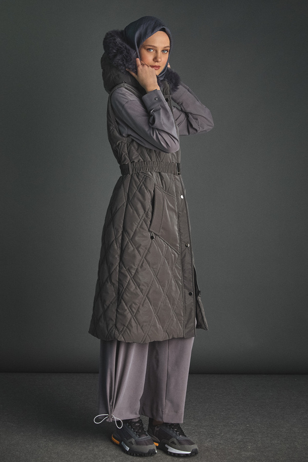 Çıkarılabilir Kapüşonlu Kapitone Yelek - 1