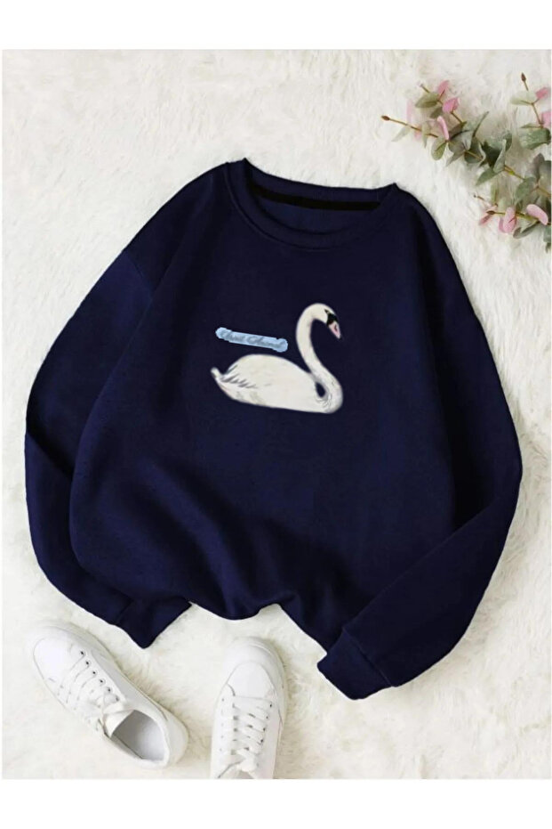 Women's Navy Blue Swan Printed Crew Neck Oversized Sweatshirt