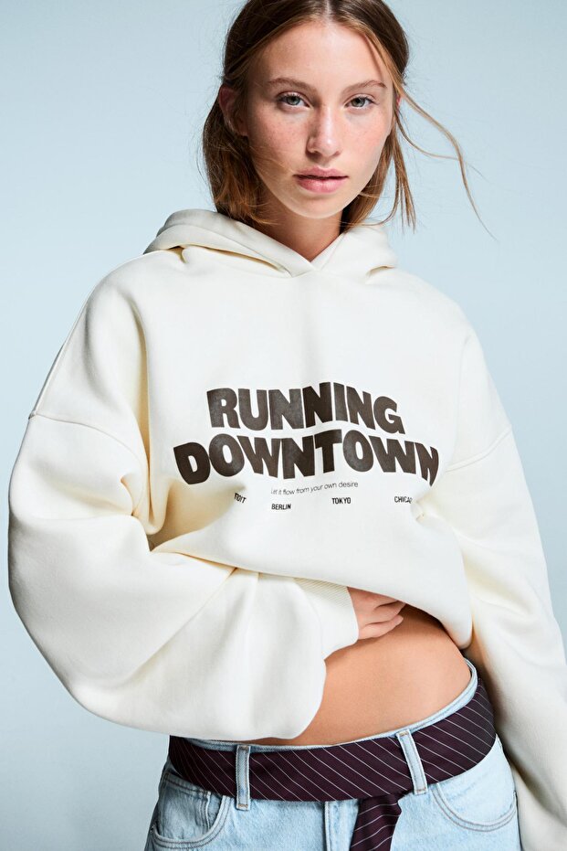 Oversize baskılı kapüşonlu sweatshirt - 4