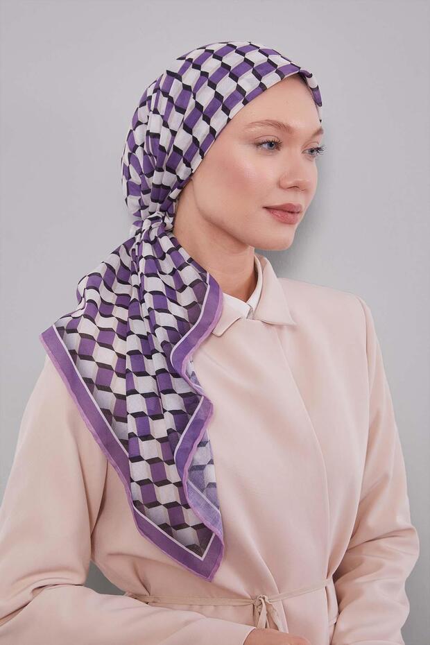 Purple cube pattern soft scarf - 2