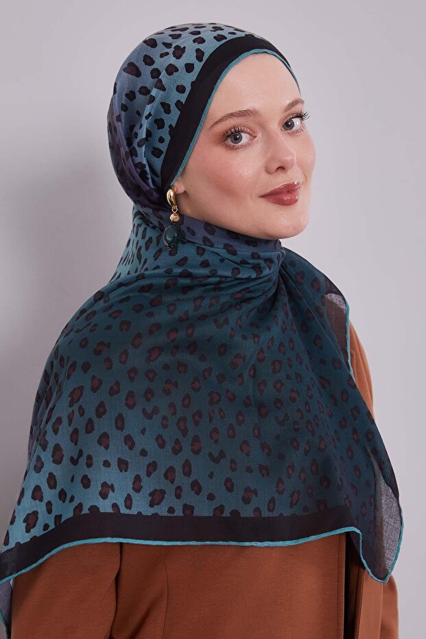 وشاح ناعم بنمط الفهد الأخضر العشبي - 1