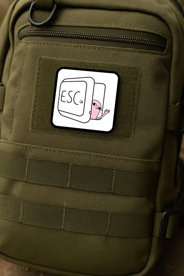 شارة / شريط / شعار مزخرف بشخصية وردية من إنتاج ESC - 2