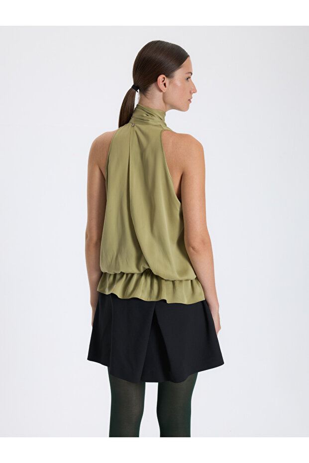 Fular Bağlamalı Kolsuz Bluz - 5