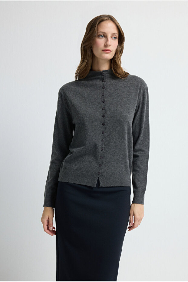 Dik Yaka Düğmeli Triko Hırka - 1