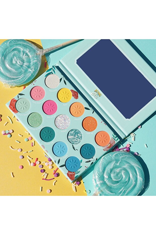 Es 117 Beyond The Sky Eye Shadow Palette