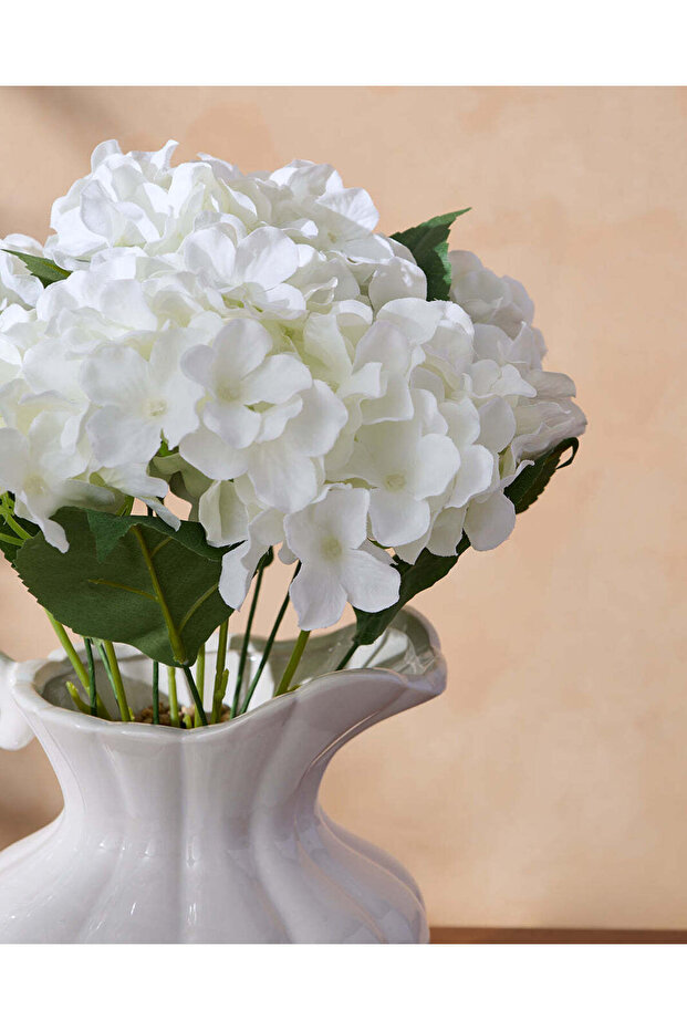 زهرة الكوبية البيضاء في مزهرية خزفية - 3