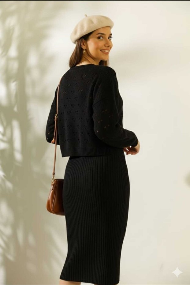 New Deux Women's Lace-Like Knit Knitwear Set