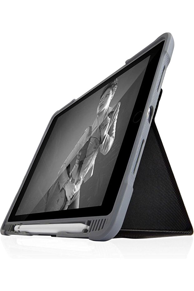 Dux Plus Duo, Ultra-Protective case for Apple iPad 9th/8th/7th Gen - Black