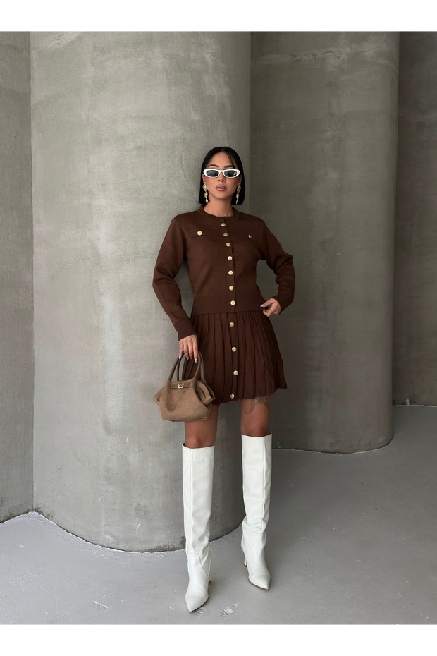 Knitwear Gold Buttoned Pleated Skirt Bottom Top Set