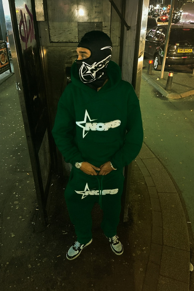 Unisex Hooded Tracksuit Set'Nores Star' Printed Oversized 3 Thread Ş Fleece-Lined Kangaroo Pocket