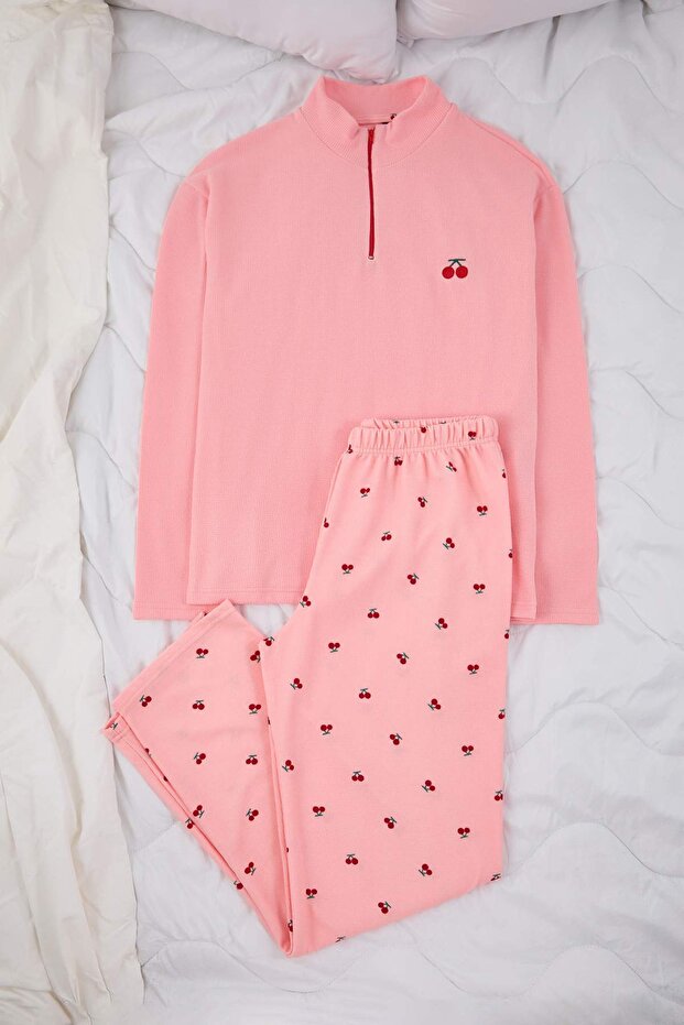 Pembe Baskılı Fermuarlı Yumuşak Tuşeli Waffle Örme Pijama Takımı TBBAW26AI00048 - 5