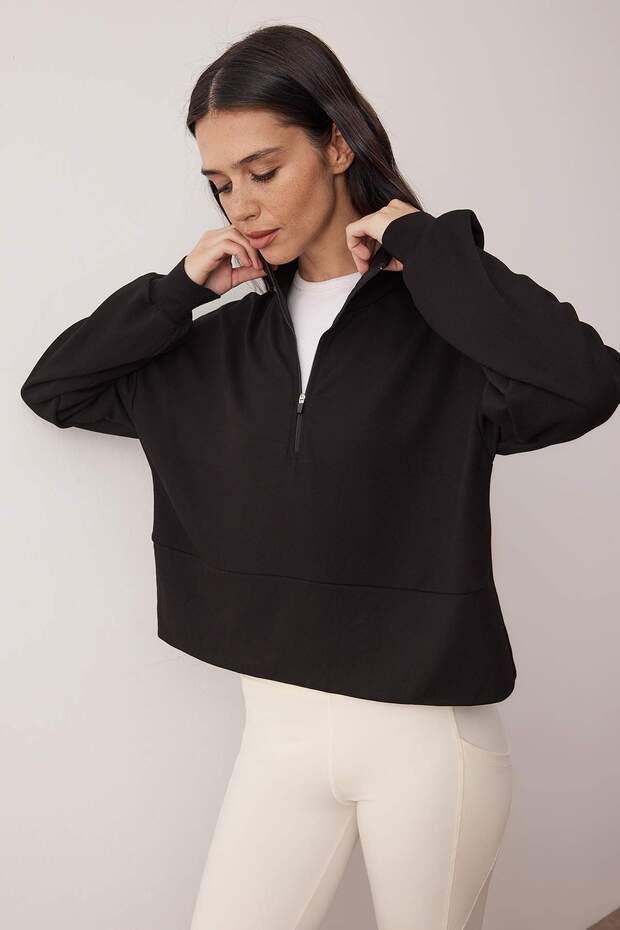 Siyah Fermuarlı Spor Örme Sweatshirt THMAW26SW00005 - 1