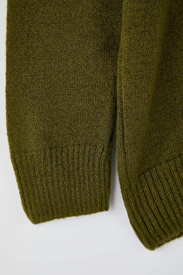 Haki Oversize/Geniş Kesim Bisiklet Yaka Kazak TMNAW26KZ00012 - 7