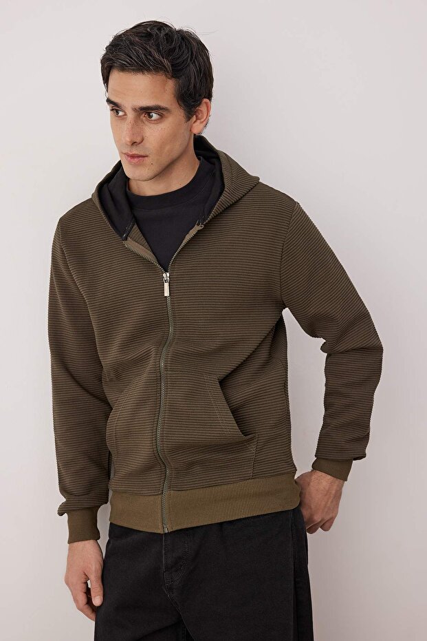Haki Regular/Normal Kesim Fermuarlı Kapüşonlu Dokulu Sweatshirt TMNAW26SW00067 - 2