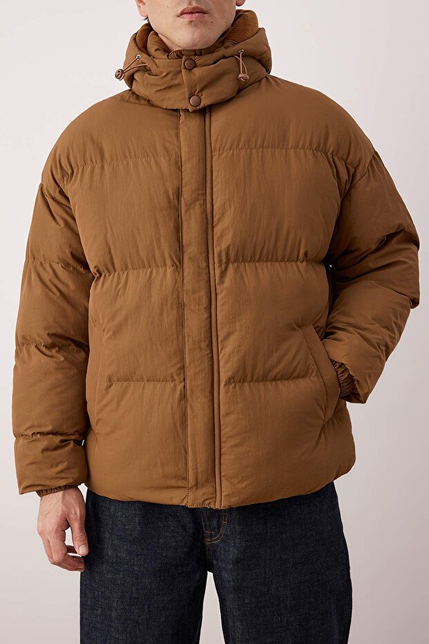 Erkek Tarçın Oversize Fit Kapüşonlu Taslan Kışlık Şişme Mont TMNAW25MO00005 - 4