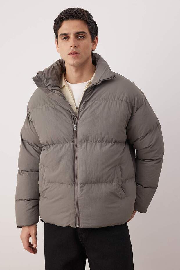 Gri Unisex Oversize Fit Dik Yaka Suya ve Rüzgara Dayanıklı Şişme Kışlık Mont TMNAW24MO00003 - 2