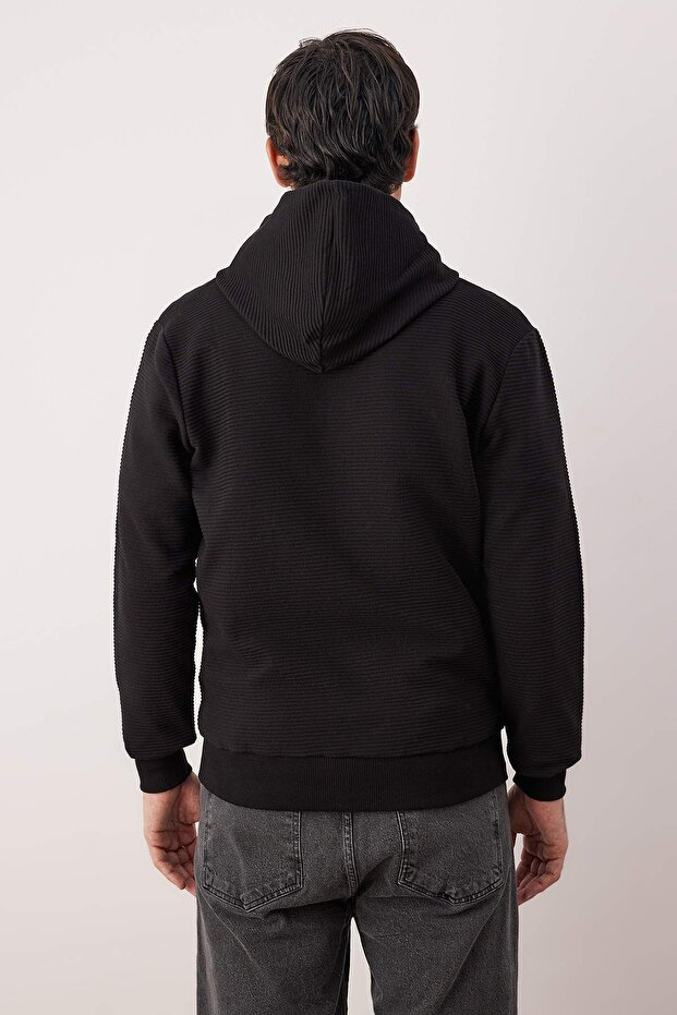 Siyah Regular/Normal Kesim Fermuarlı Kapüşonlu Dokulu Sweatshirt TMNAW26SW00067 - 4