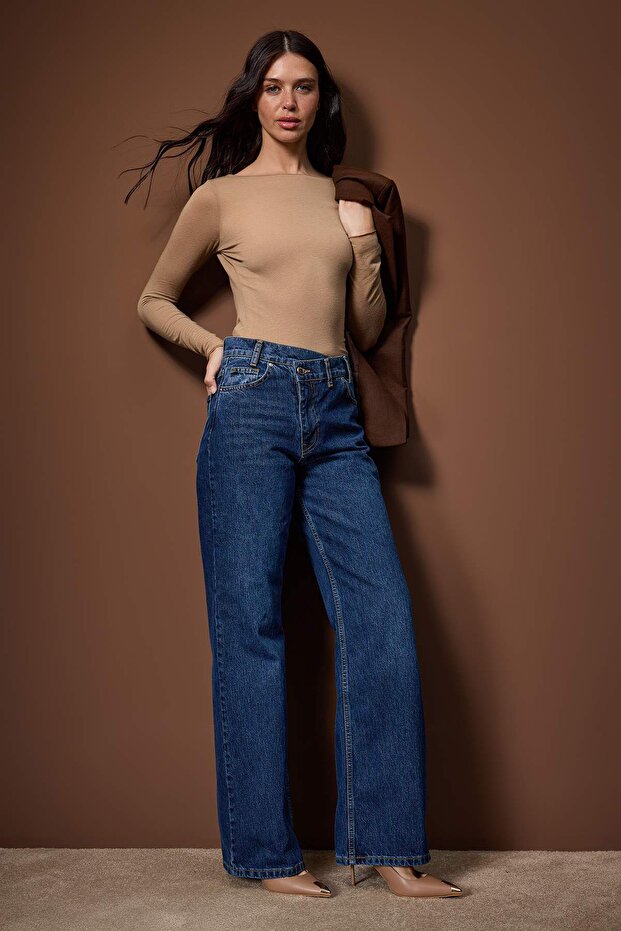 Mavi Yüksek Bel Asimetrik Kapama Bel Detaylı Wide Leg Jeans TWOAW26JE00290 - 2