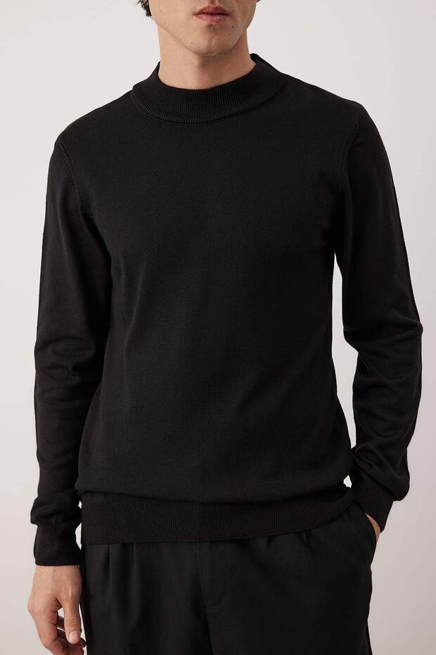 Siyah Slim Fit Dar Kesim Yarım Balıkçı Yaka Basic Kazak TMNAW21KZ0758 - 3