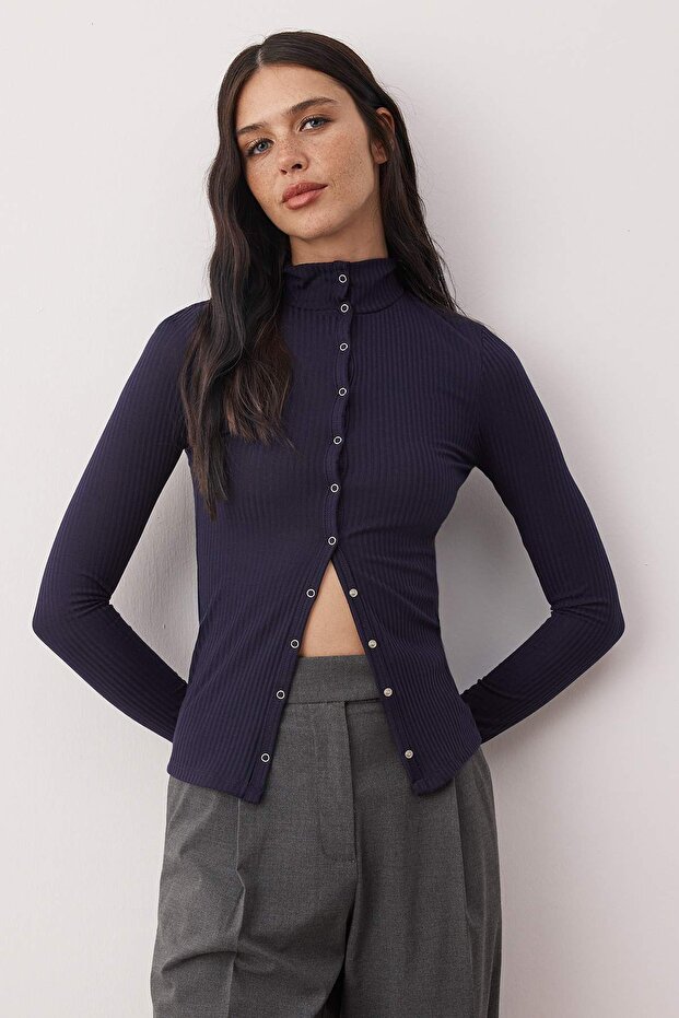 Lacivert Önü Full Çıtçıt Kapama Kaşkorse Fitted/Vücuda Oturan Örme Bluz TWOAW26BZ00329 - 1