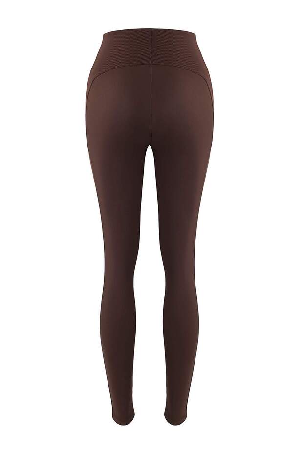 Brązowe legginsy sportowe z dzianiny o szczupłym wyglądzie z detalami z brązowej lamówki THMAW26TY00009 - 7