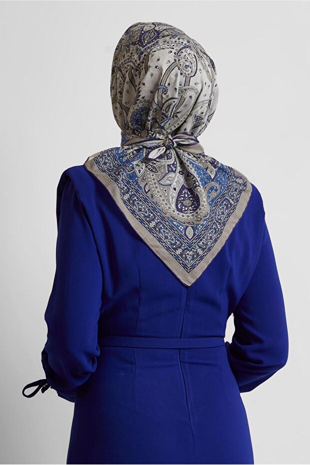 وشاح منقوش 8537 - 2