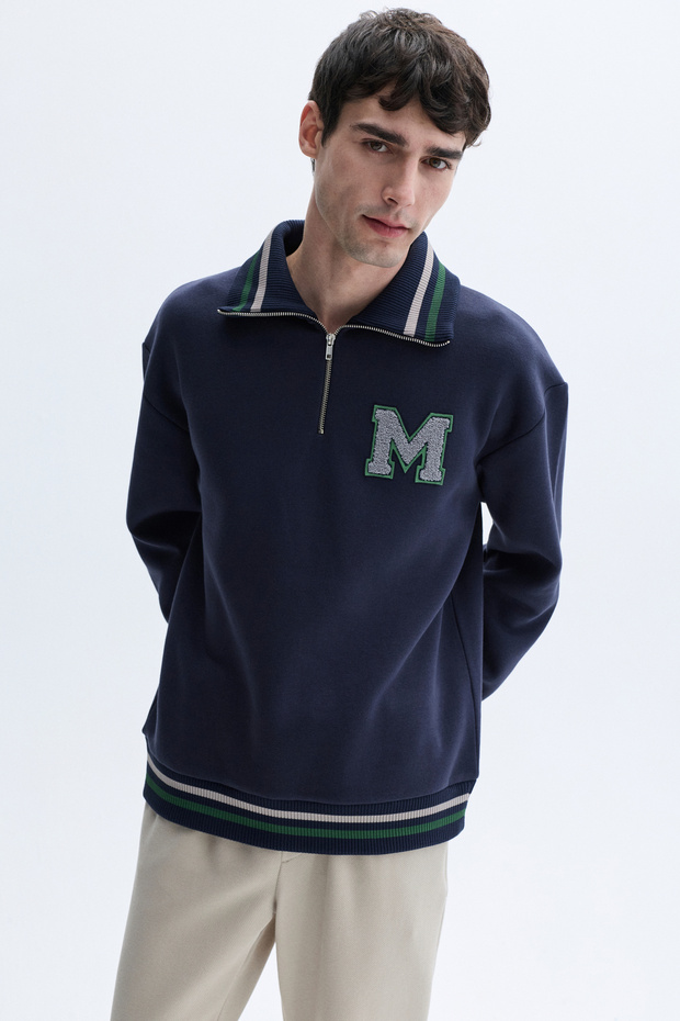 Men's Navy Blue Zippered Stand Collar Embroidered Sweatshirt