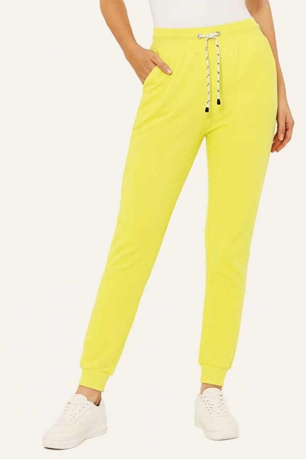 Women Regular Fit Joggers