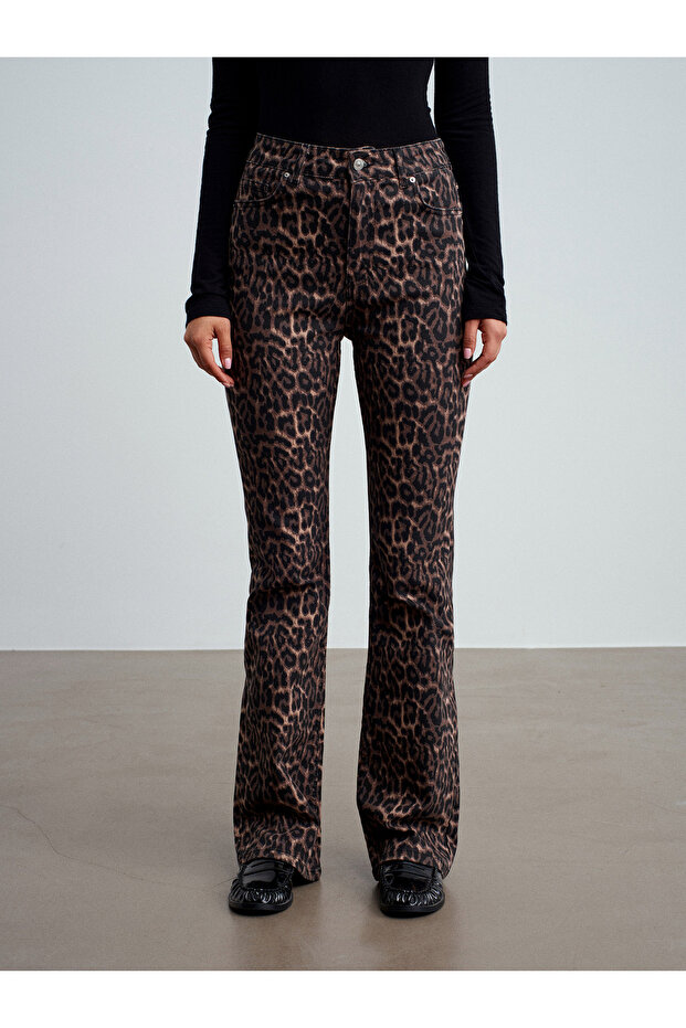 72082 جينز بنقشة الفهد - بني - 5