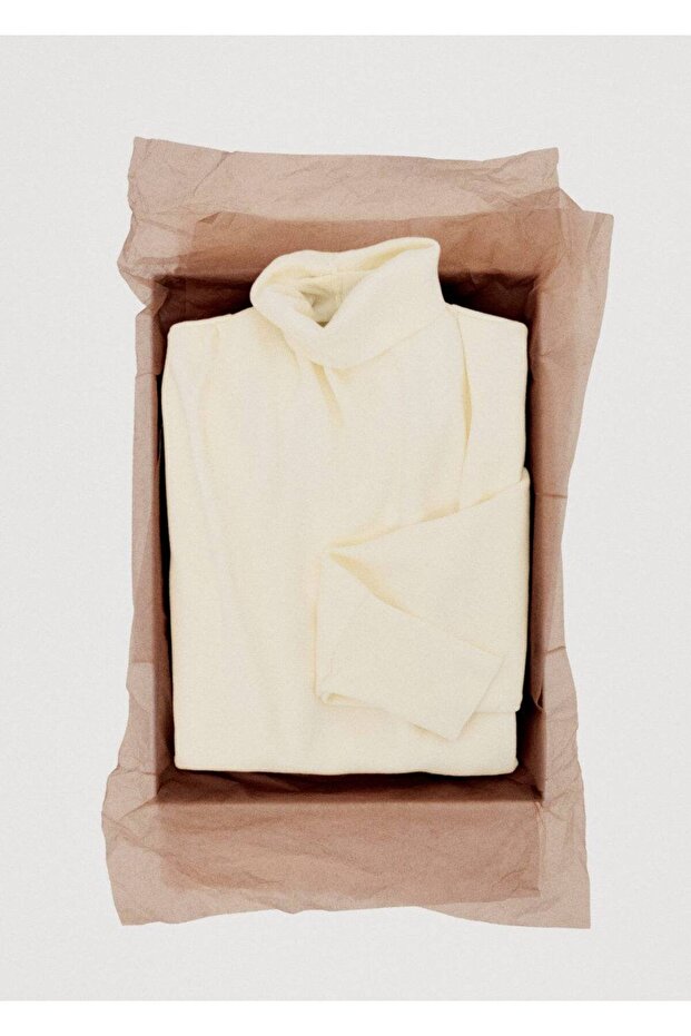 Rollkragenpullover mit Kordelzug - 7