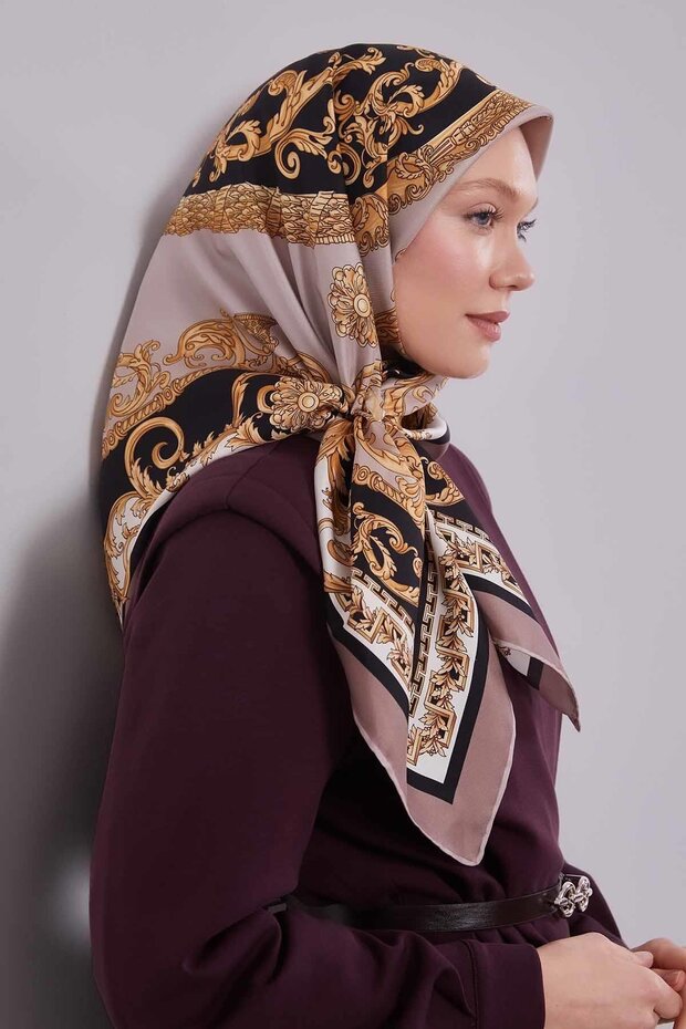 Mink Leaf Pattern Twill Silk Scarf - 3