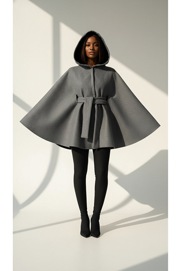 Kapüşonlu Panço - 3