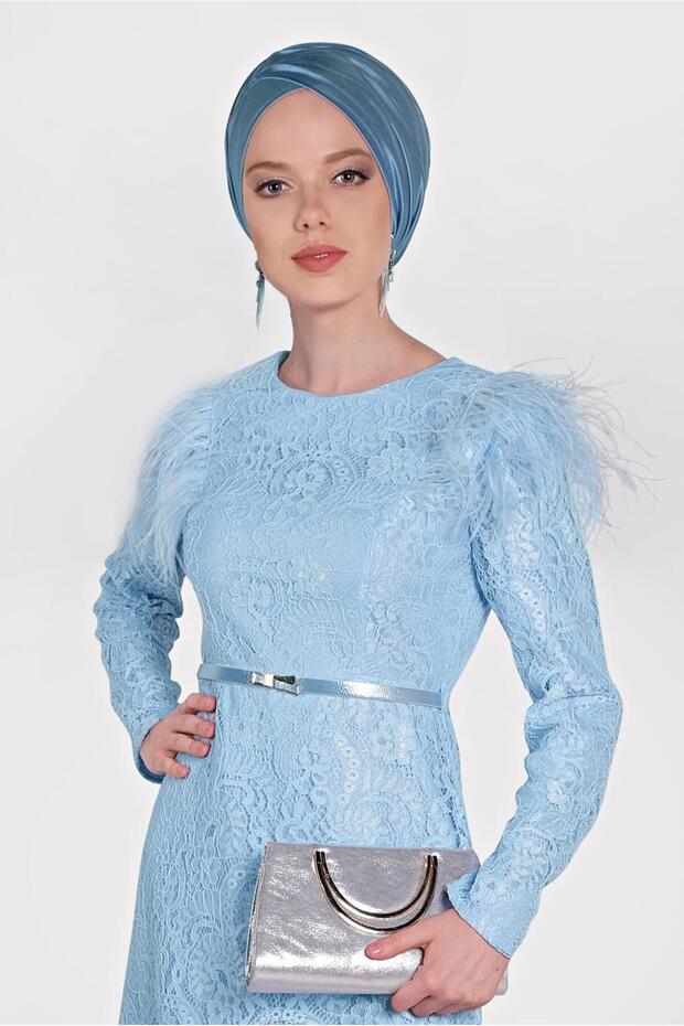 Lace Dress with Feather Shoulder 4464