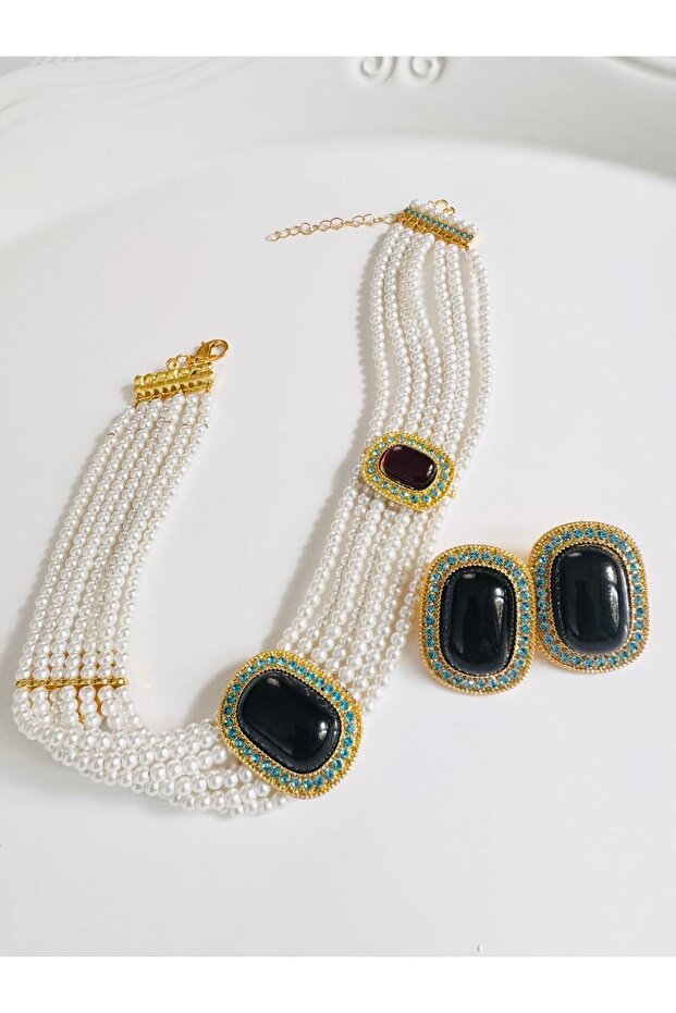 Luxury Pearl Choker Necklace and Earring Set