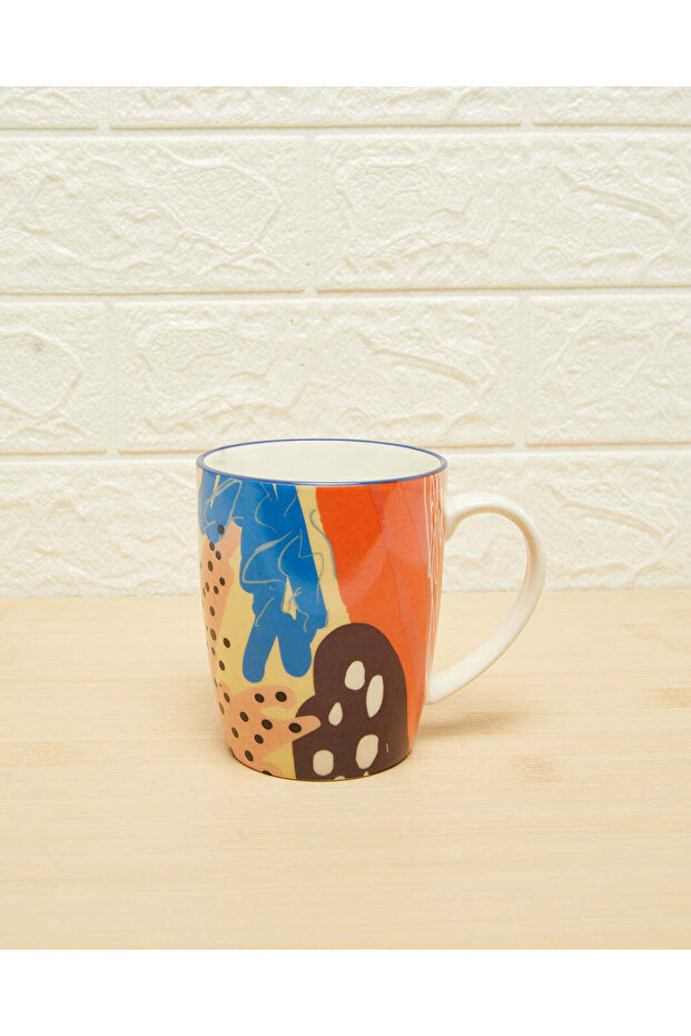 كوب مطبوع متعدد الألوان - 1