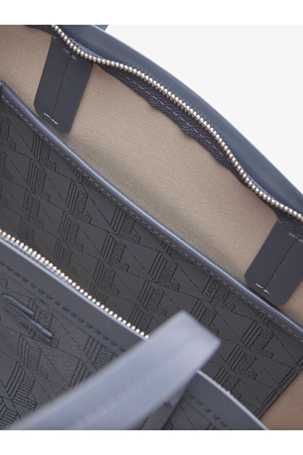 Zely Grained Tote with Pouch - 5