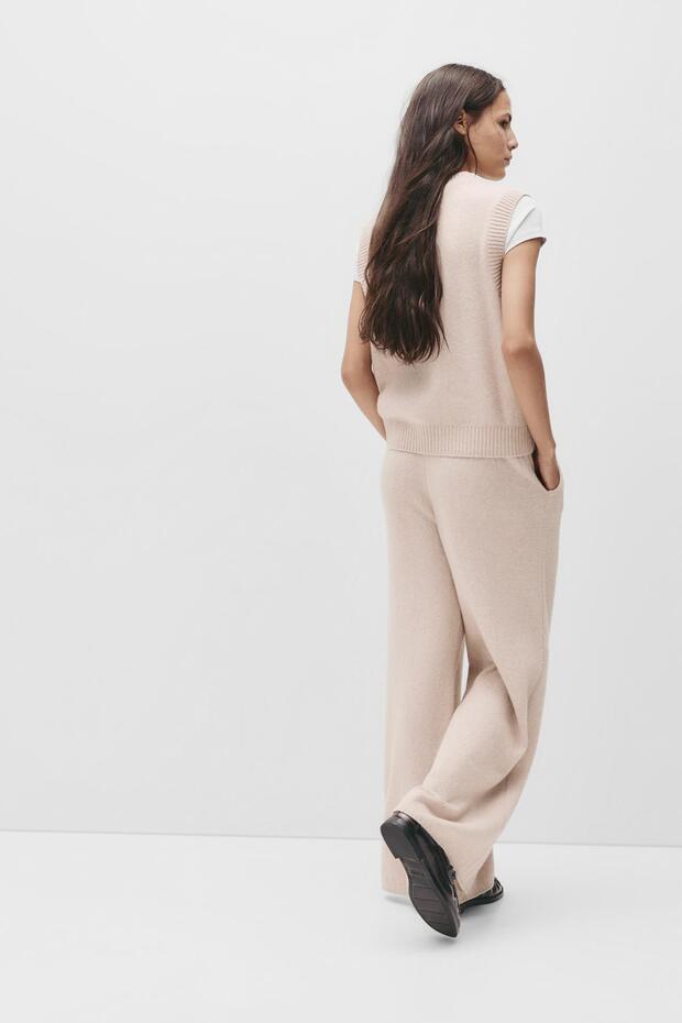 Yumuşak örgü yelek - 3