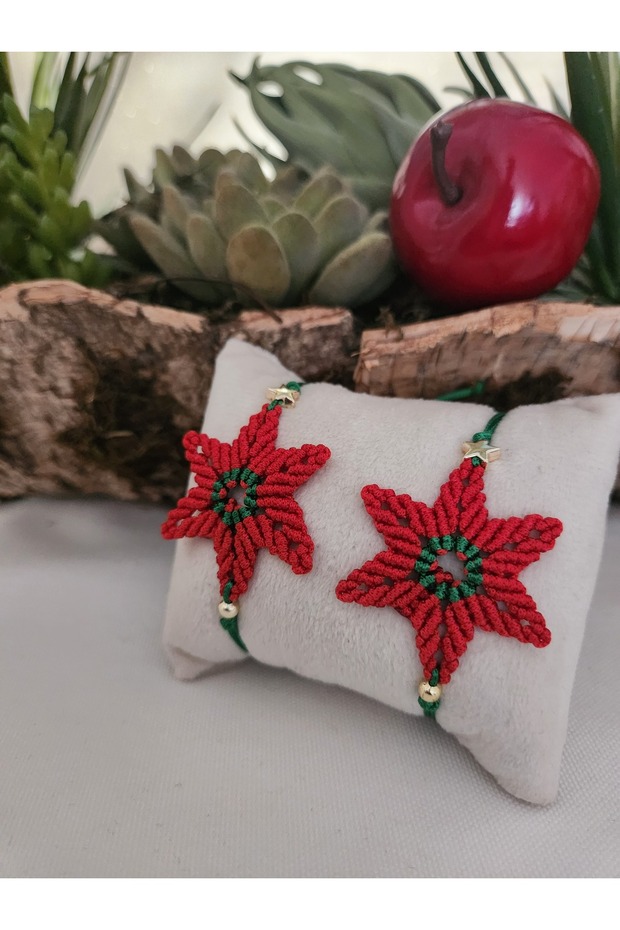 New Year's Flower Bracelet