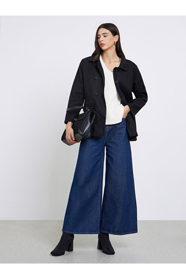 Black Solid Button-Down Coat - 1