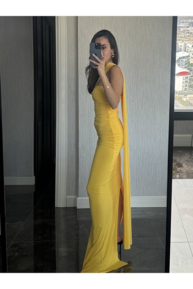 Sarı Elbise - 4