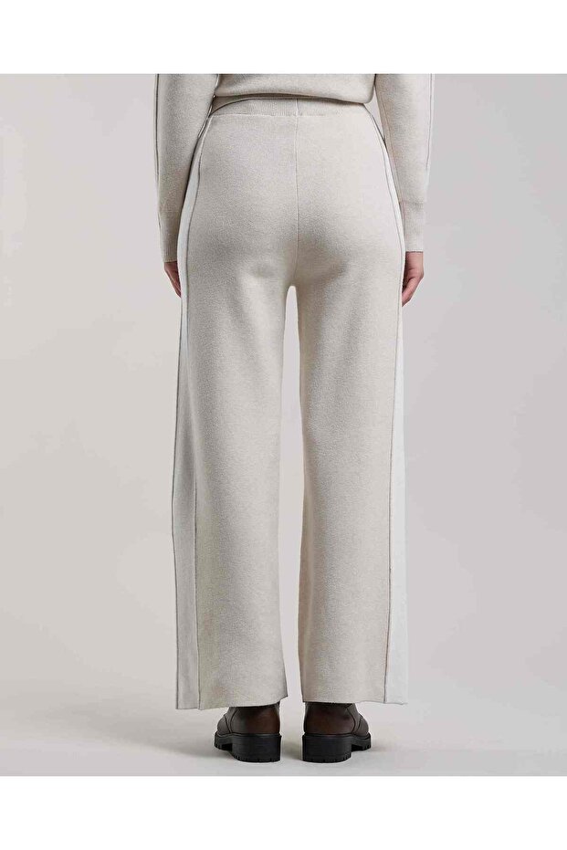 Solid Knit Pants with Elastic waist - 4