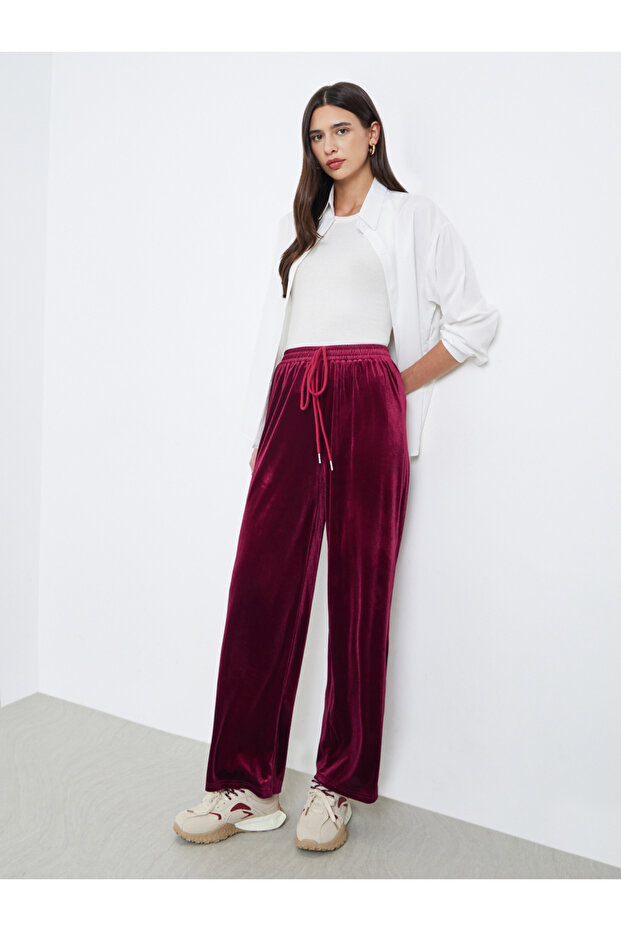 Women Burgundy Plain Velvet Wide Leg Pants