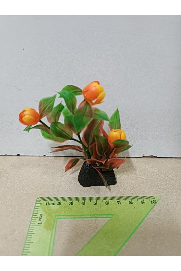 Plastik Bitki Tekli - 2