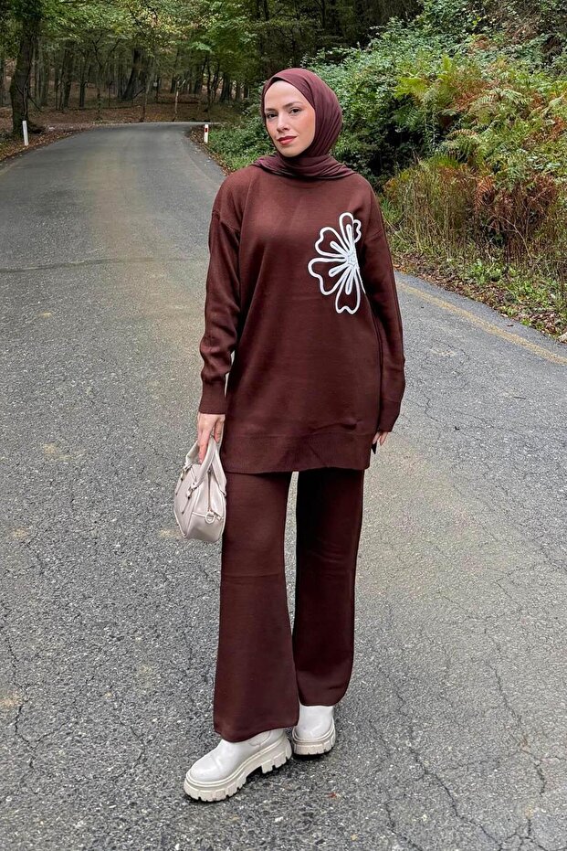 Floral Detailed Knitwear Set Bitter Brown