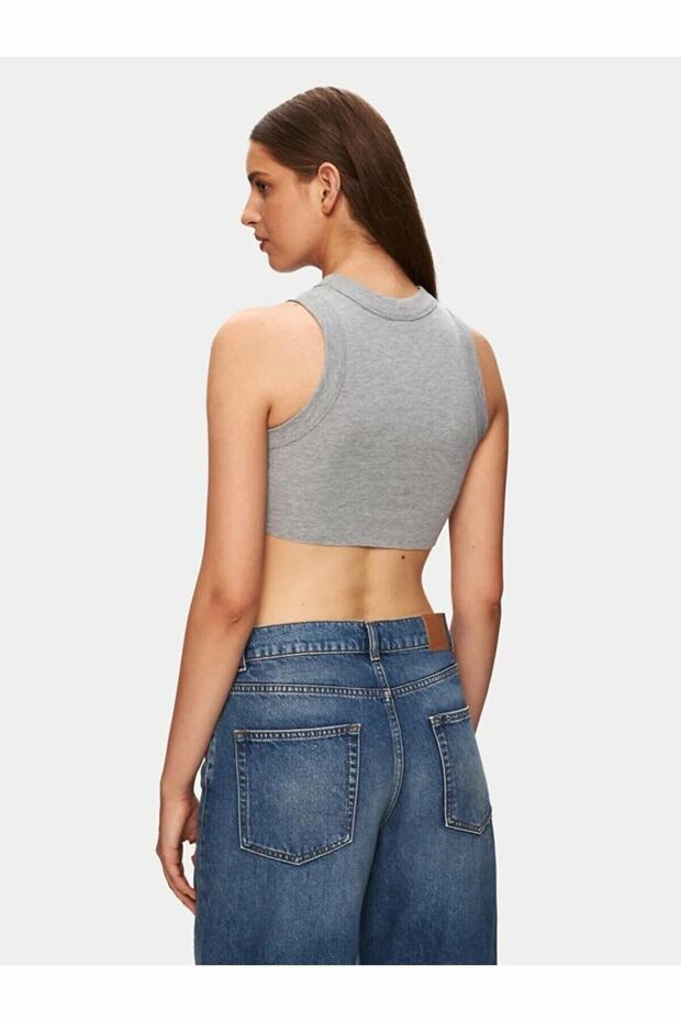 Conefı Kadın Atlet - 3