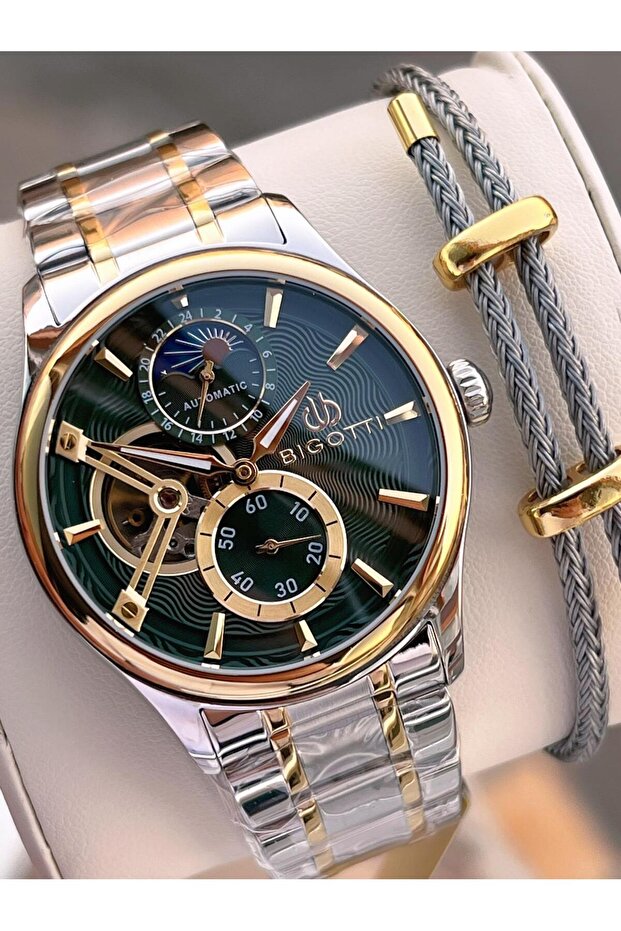Automatic and Self-Winding Steel Does Not Tarnish and Does Not Lose Color 5 Atm Men's Wristwatch Ebg.10683.4