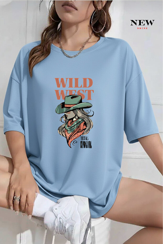 تي شيرت كبير الحجم مطبوع من Wild West