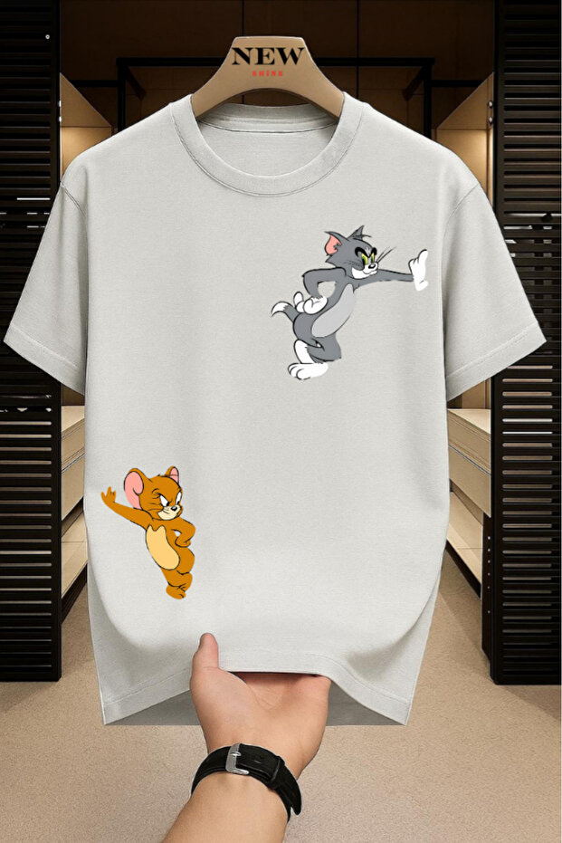 تيشيرت واسع بطبعة Tom and Jerry