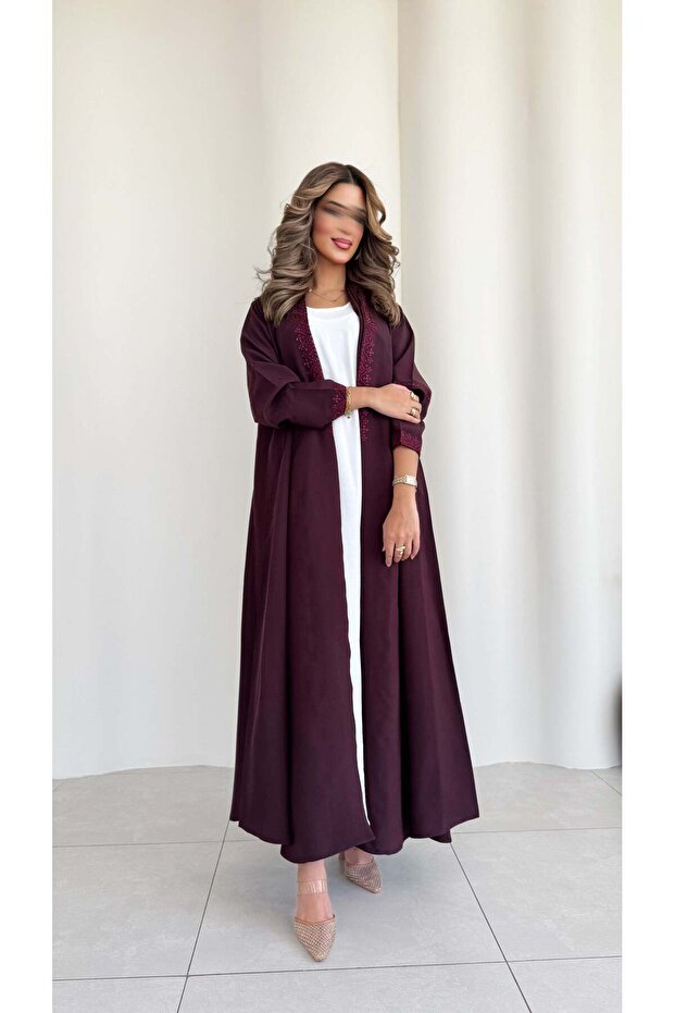 عباية عنابي مع تطريز