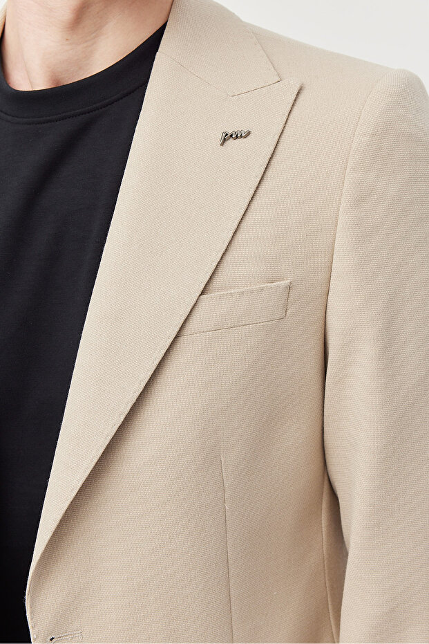 Men's Swallow Collar Jacket - 6